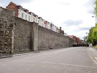 Garderobe Tower, castle buttress and town wall, Western Esplanade, 21.6.09,  © I Peckham