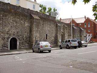 West town wall by Castle Vault and Castle Hall, Western Esplanade, 21.6.09,  © I Peckham