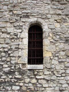 Castle Vault, Western Esplanade - vault window, 21.6.09,  © I Peckham