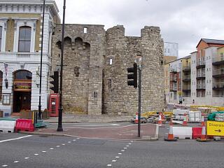 Remains of Watergate Tower, Town Quay, 30/8/09,  © I Peckham