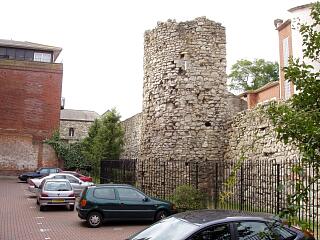 Dovecote Tower, Lower Canal Walk, 6/9/09,  © I Peckham